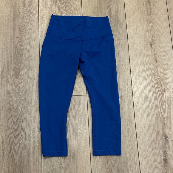 Luluemon Blue wundertrain 21” size 8 - Picture 1 of 3